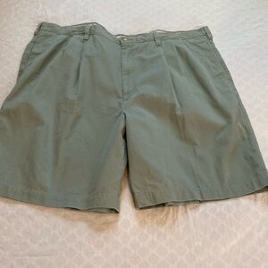 0190 Washed Stone & Beaten Shorts Mens size 46 sage green Chino Casual Pockets